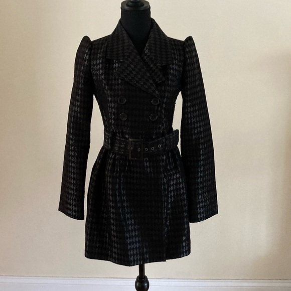 Women’s light-weight belted black peacoat size Juniors  Small - Picture 2 of 3